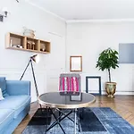 Charming Flat Near Monceau